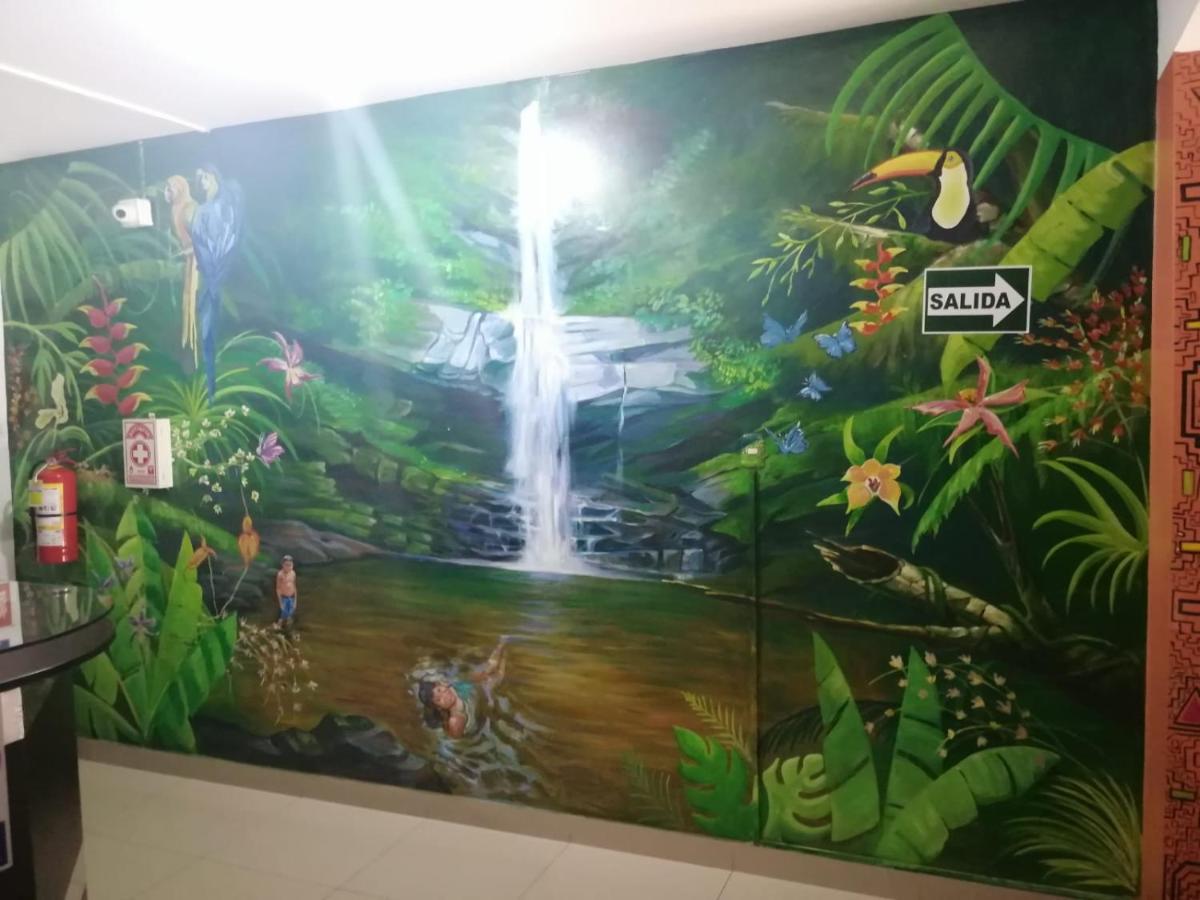 Hospedaje Renzo Tarapoto Eksteriør bilde