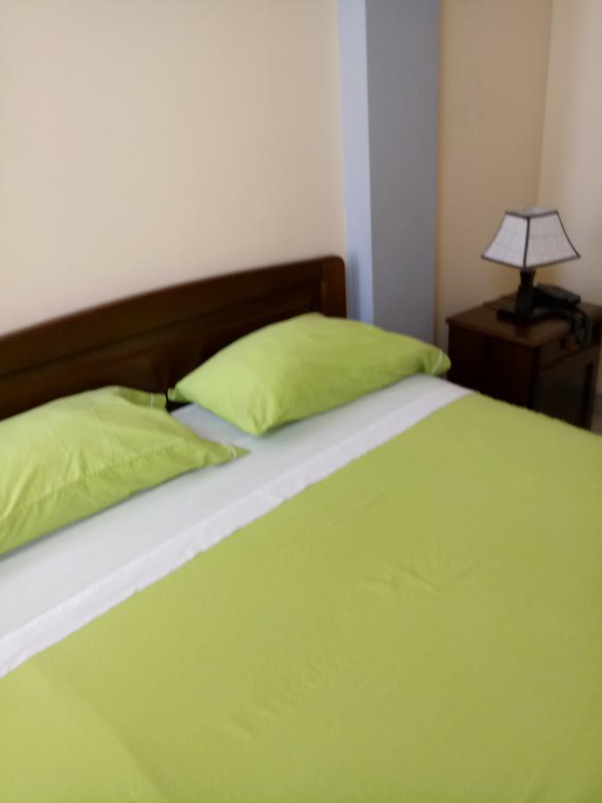 Hospedaje Renzo Tarapoto Eksteriør bilde